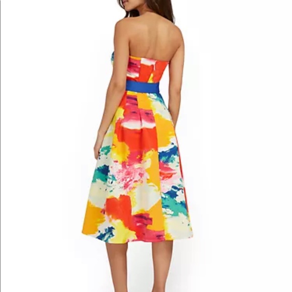 Petite Strapless Bow-Front Midi Dress - Picture 2 of 4